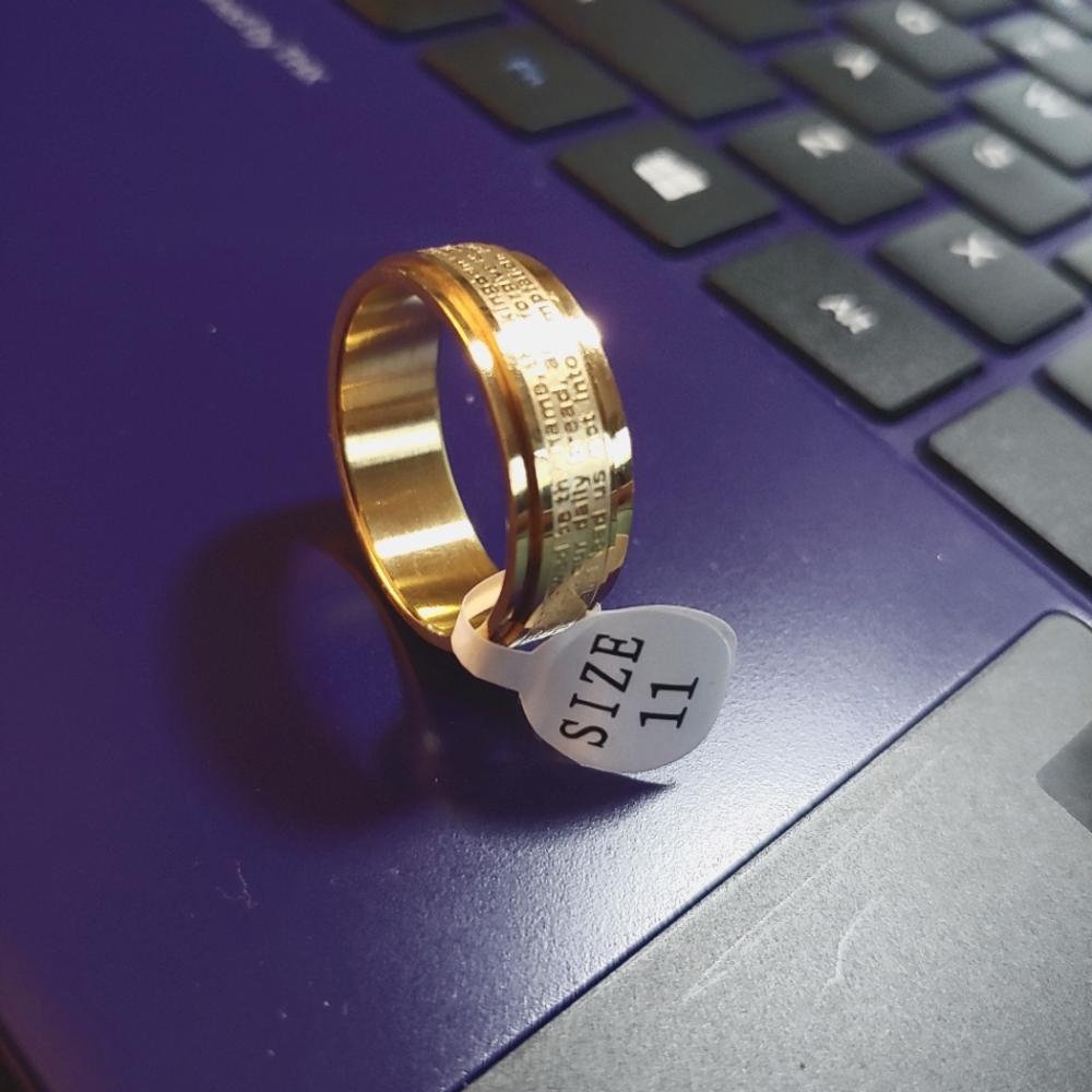Men's wedding band